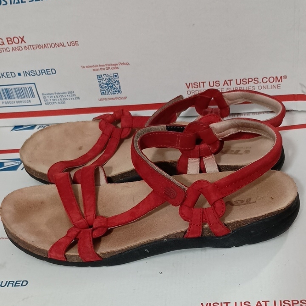 Women's Red Sandals
